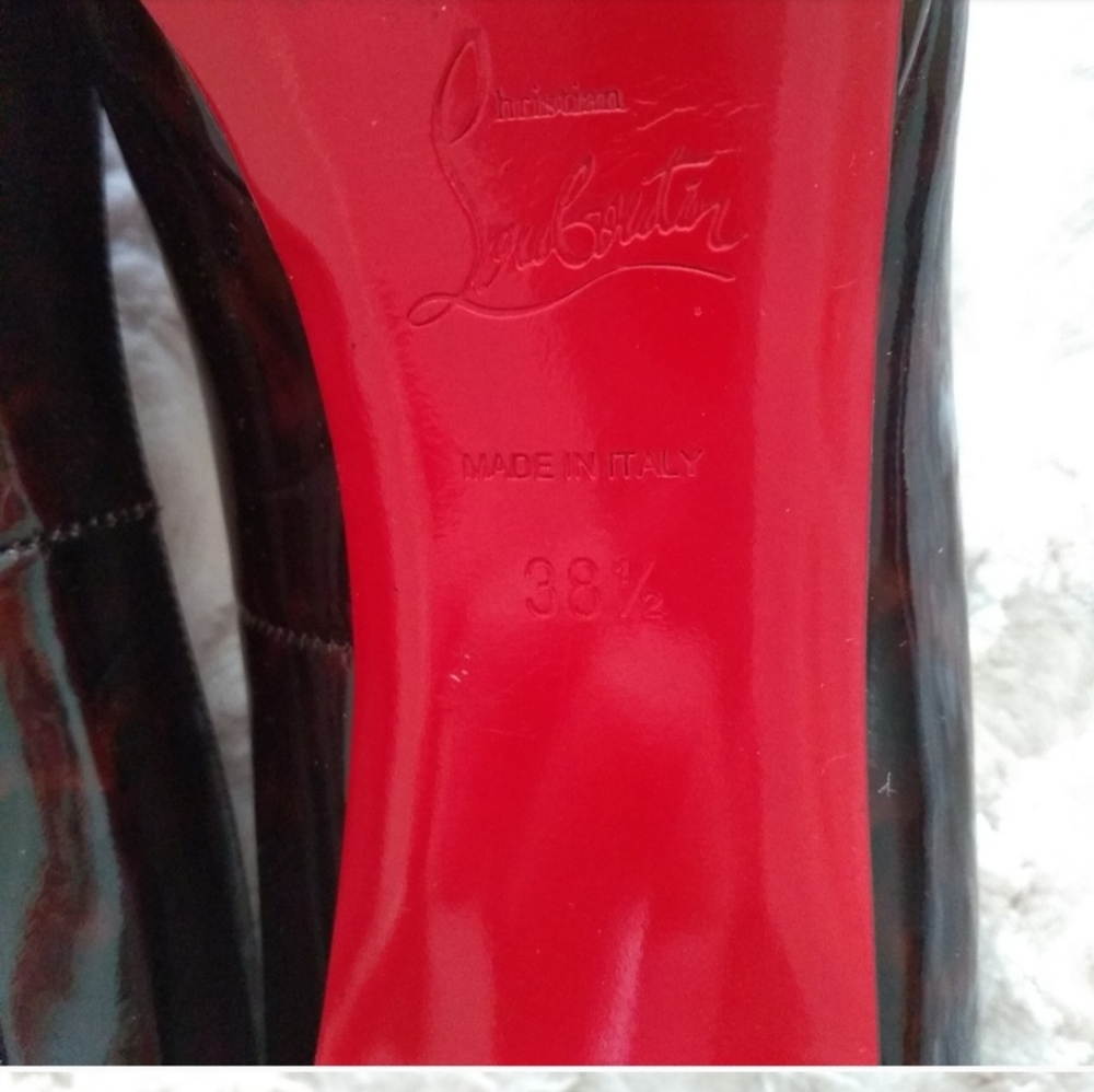 **She FANCY YES! Christian Louboutin Pro-rata 90 patent heels - Picture 3 of 9